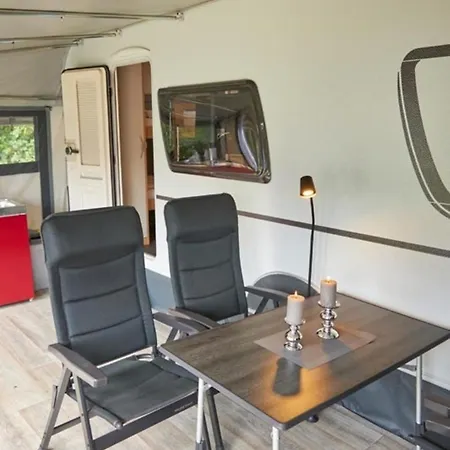 Luxuswohnwagen Zander Am Kransburger 002 * Wurster Nordseeküste